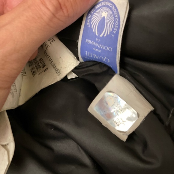 Canada Goose Jacket - Picture 4 of 7